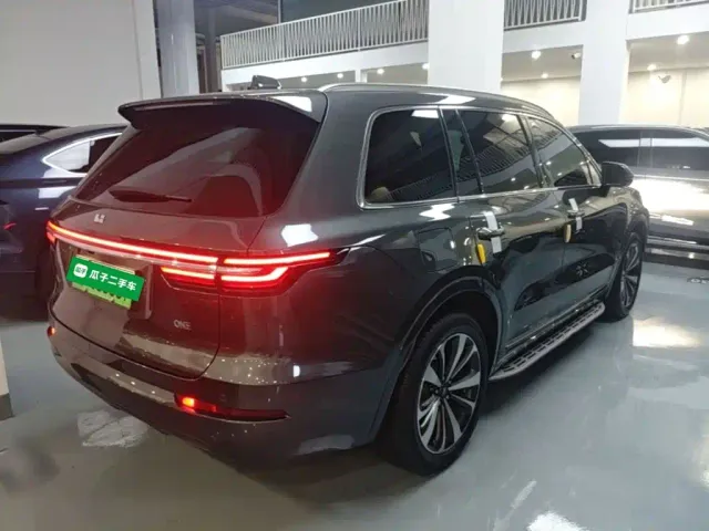 Li Auto ONE — Фото автомобиля 6