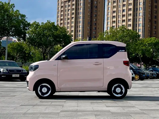 Wuling Hongguang Mini EV — Фото автомобиля 4
