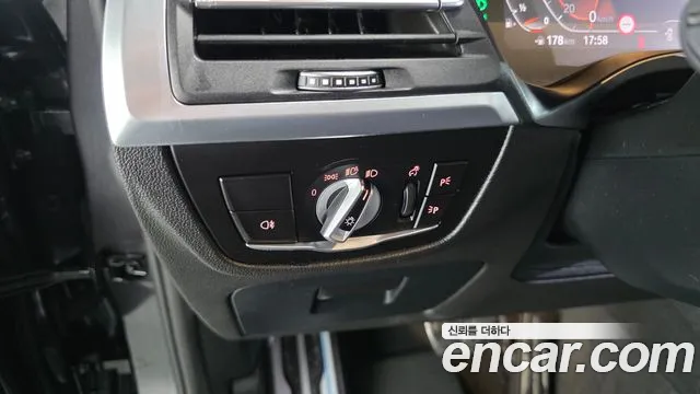 BMW X3 xDrive 20i M Sport Pro — Фото автомобиля 26