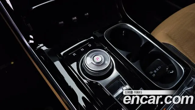 Kia Canival Carnival 4 поколение Дизель 9 мест Signature — Фото автомобиля 9