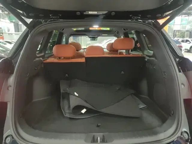 Changan Qiyuan Q07 — Фото автомобиля 18