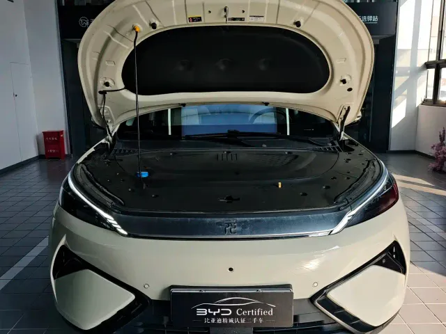 BYD Yuan PLUS — Фото автомобиля 2