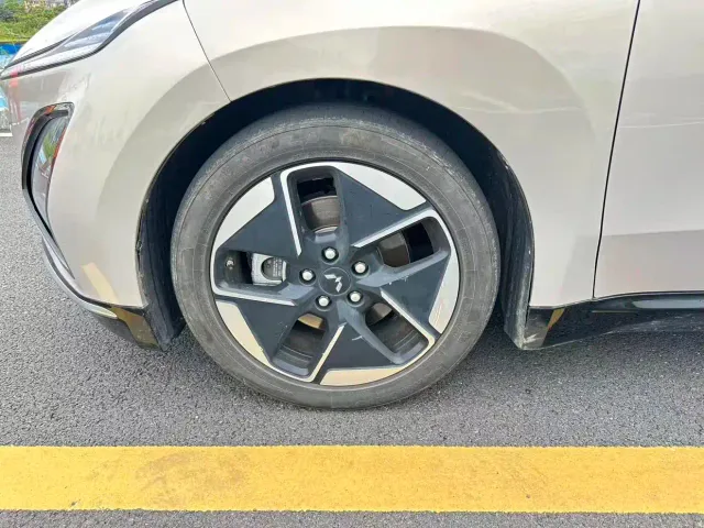 Wuling Starlight — Фото автомобиля 14