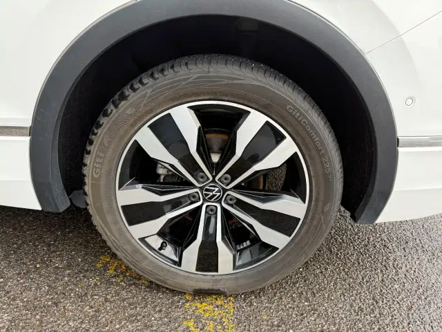 Volkswagen Tiguan L — Фото автомобиля 18