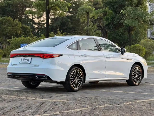 Chery Arrizo 8 PRO — Фото автомобиля 8