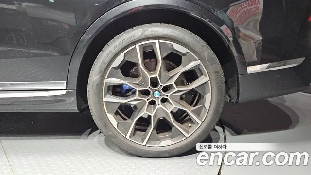 BMW X7 — Фото автомобиля 20