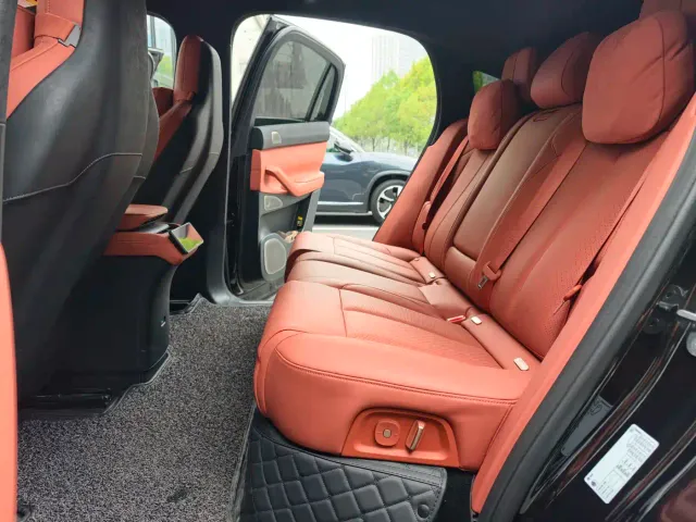 Nio EC7 — Фото автомобиля 10