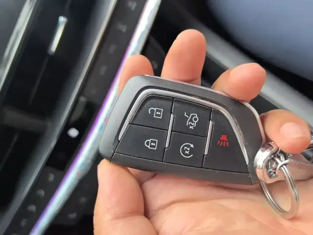 Cadillac CT5 — Фото автомобиля 8