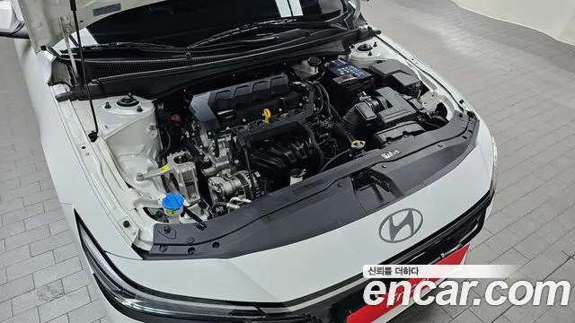 Hyundai Avante CN7 — Фото автомобиля 6