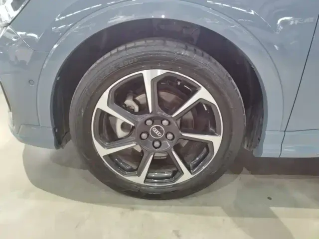 Audi Q3 — Фото автомобиля 22