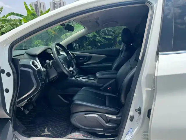 Nissan Murano — Фото автомобиля 12