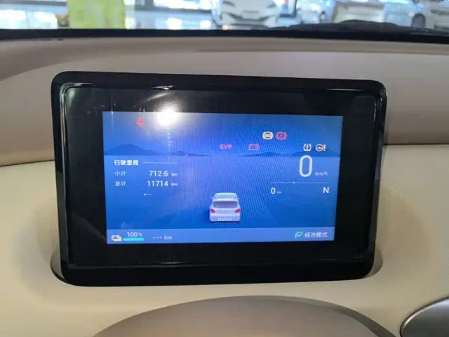 Wuling Motors Hongguang MINIEV 2025 4-Door Advanced — Фото автомобиля 11
