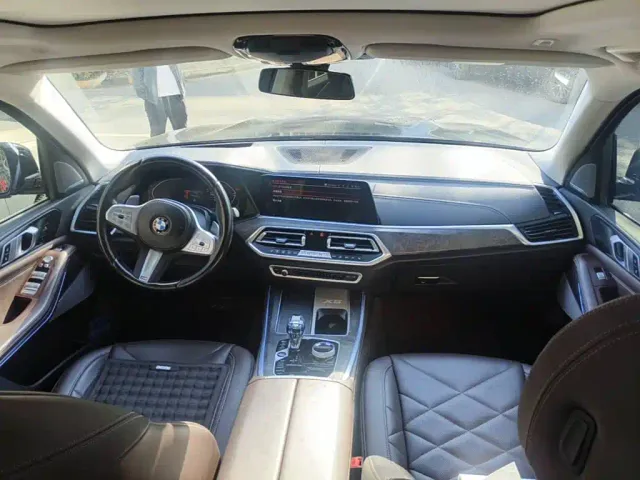 BMW X5 — Фото автомобиля 12