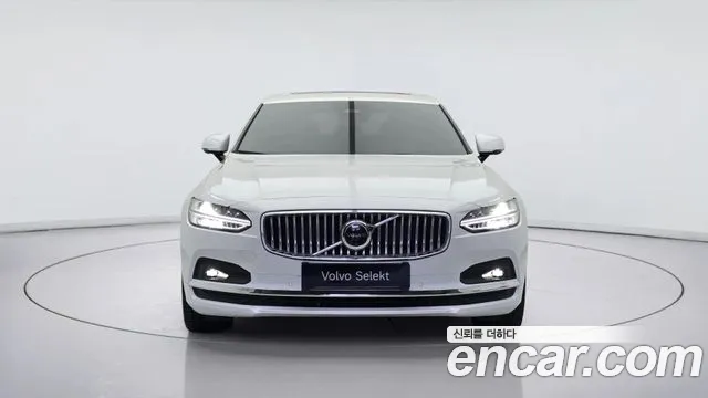 Volvo S90 — Фото автомобиля 2
