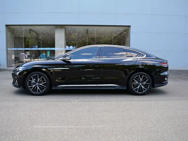 BYD Han — Фото автомобиля 4