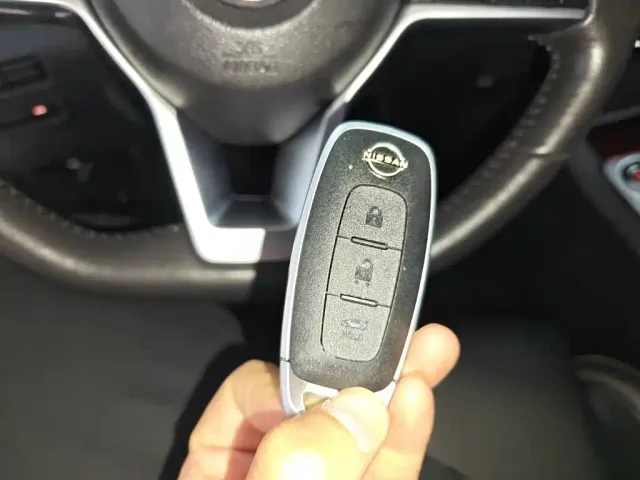 Nissan Sylphy 2023 1.6L CVT Deluxe Edition — Фото автомобиля 16