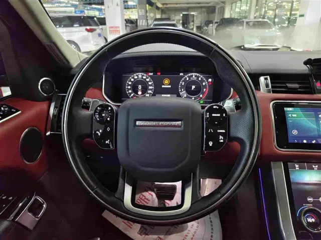 Land Rover Range Rover Sport — Фото автомобиля 8