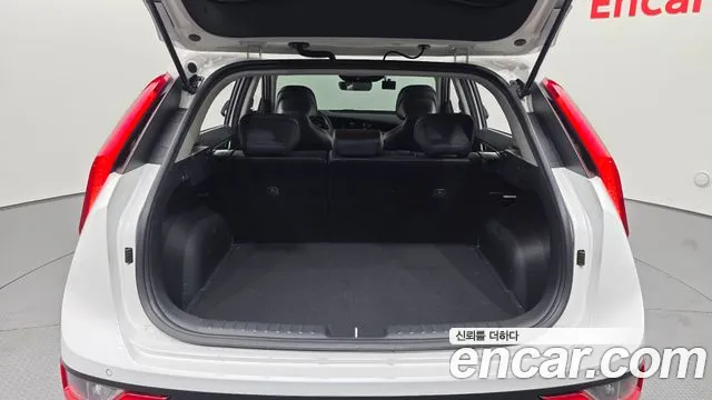 Kia Niro The All New — Фото автомобиля 23
