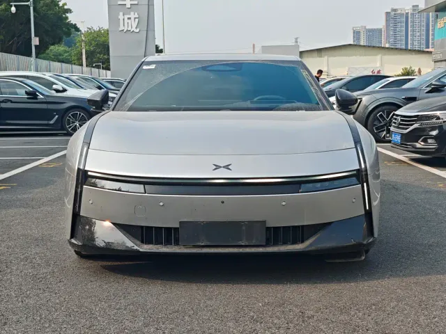 Xpeng P7 — Фото автомобиля 2