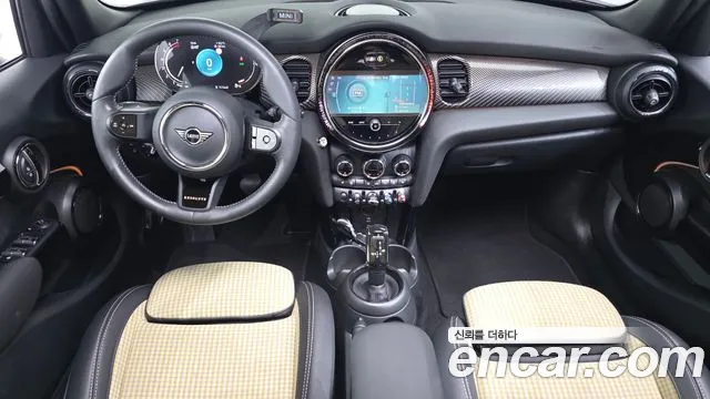MINI Cooper — Фото автомобиля 10