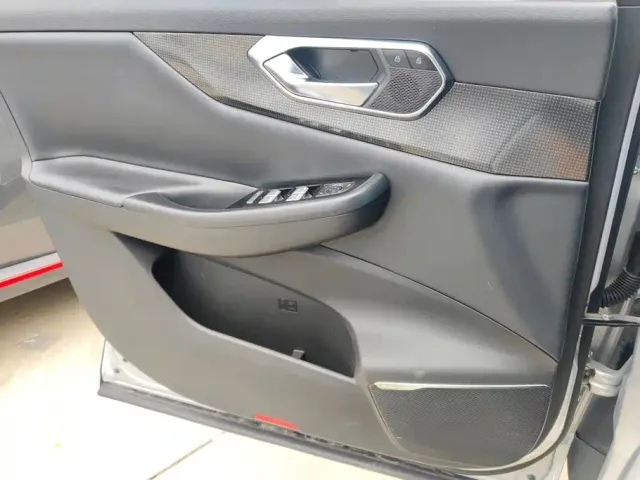 BAIC X7 — Фото автомобиля 7