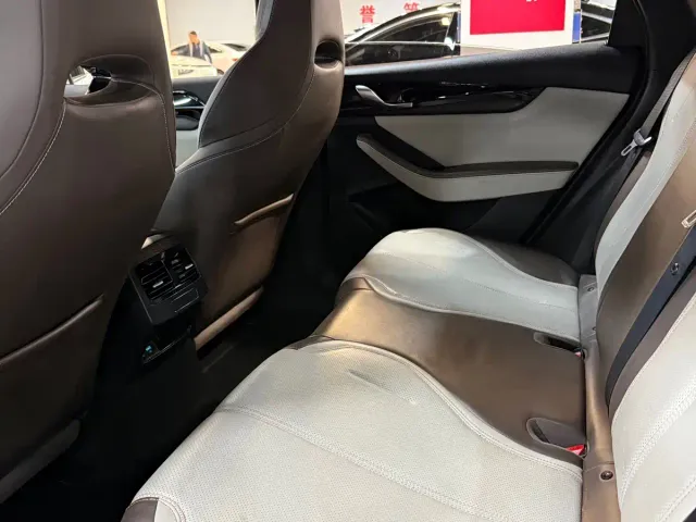 BYD Qin PLUS — Фото автомобиля 5