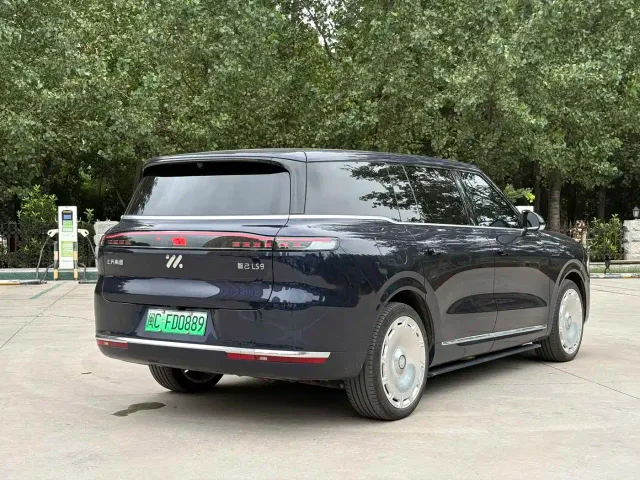 IM Motors LS9 — Фото автомобиля 9
