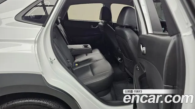 Hyundai Kona Новый Kona Бензин 2.0 2WD — Фото автомобиля 11