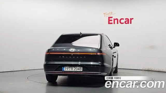 Hyundai Grandeur GN7 — Фото автомобиля 4