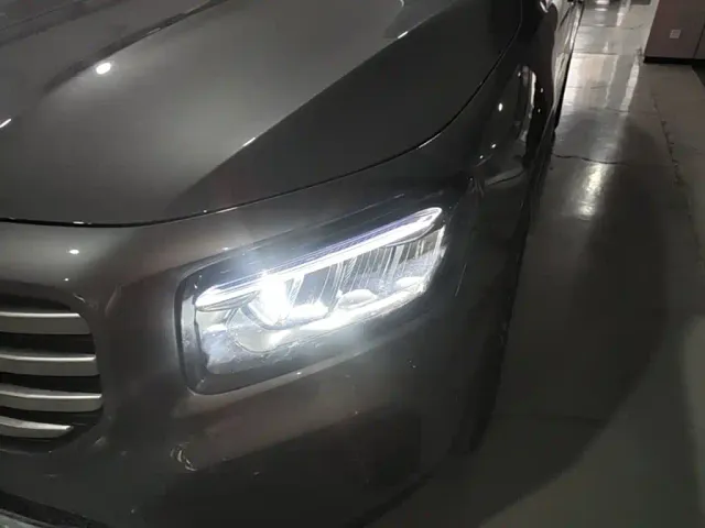 Mercedes-Benz GLB-Class — Фото автомобиля 23