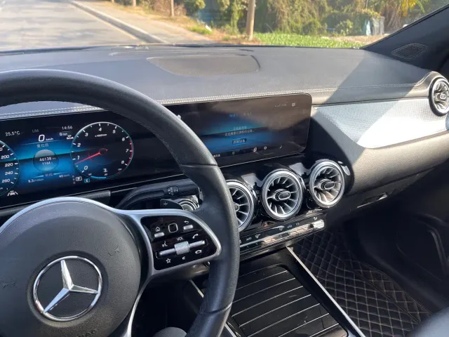 Mercedes-Benz GLA-Class — Фото автомобиля 23