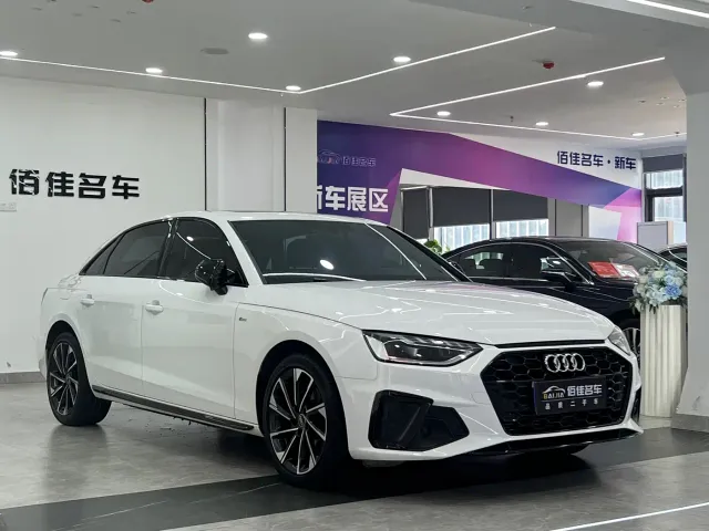 Audi A4L — Фото автомобиля 3