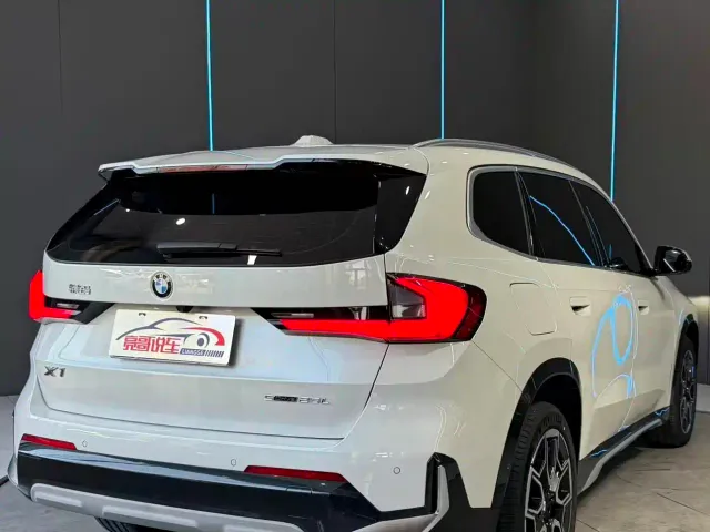 BMW X1 — Фото автомобиля 8