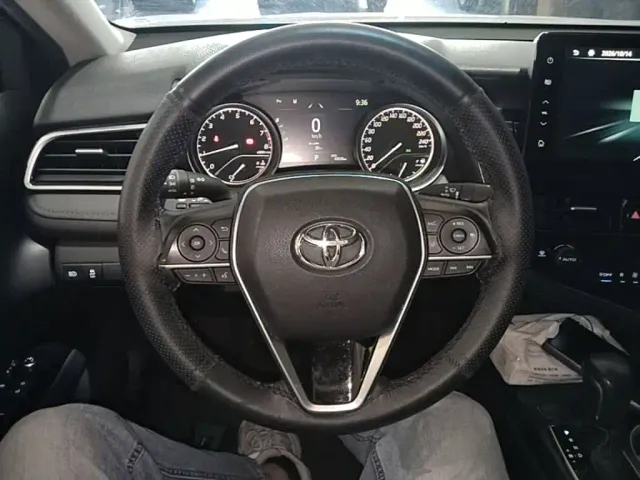 Toyota Camry — Фото автомобиля 10