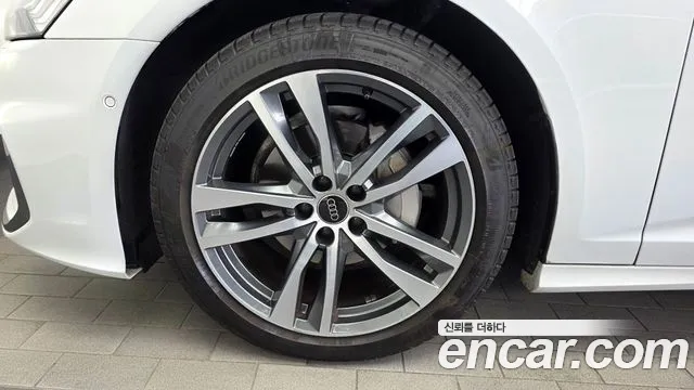 Audi A6 C8 — Фото автомобиля 5