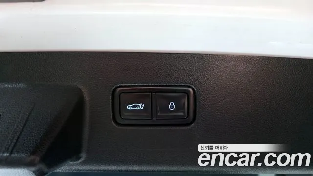 Genesis GV60 — Фото автомобиля 30