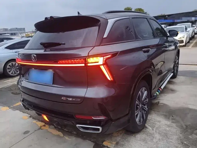 Changan Changan CS75 PLUS 2023 3rd Gen 1.5T Auto Premium — Фото автомобиля 6