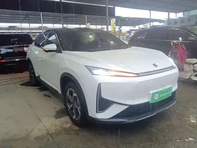Dongfeng Fengshen L7 — Фото автомобиля 3