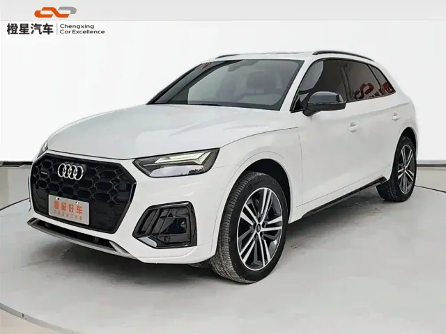 Фотография автомобиля — Audi Q5L