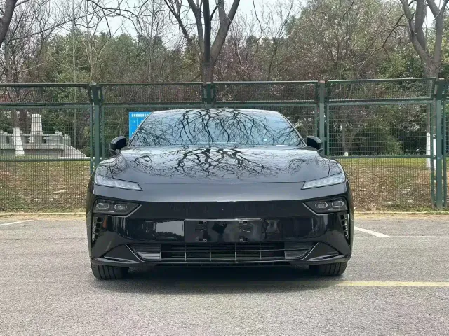 Dongfeng eπ 007 — Фото автомобиля 2