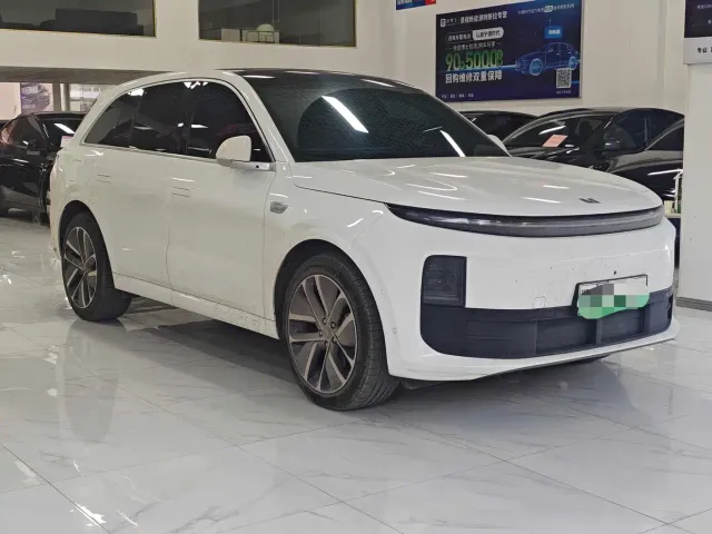 Li Auto L6 — Фото автомобиля 3