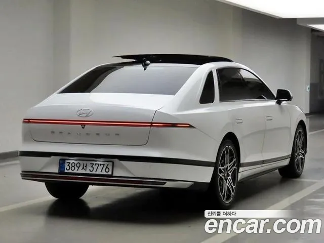 Hyundai Grandeur — Фото автомобиля 4