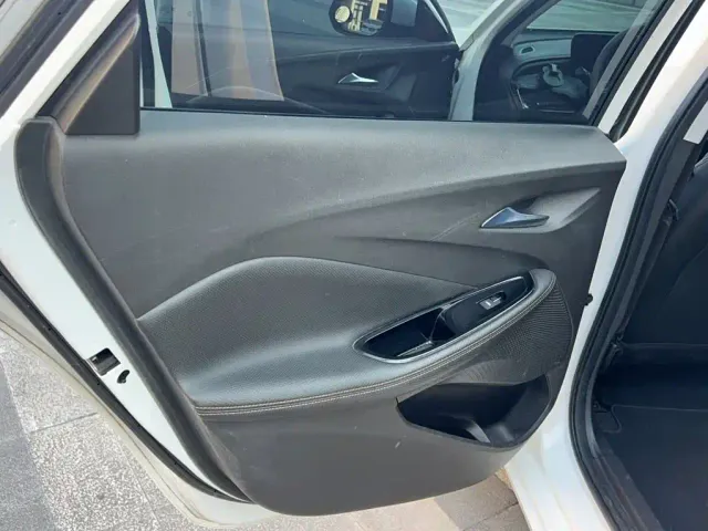 Buick Verano — Фото автомобиля 12