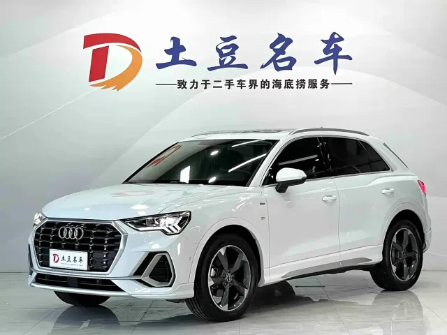 Фотография автомобиля — Audi Q3