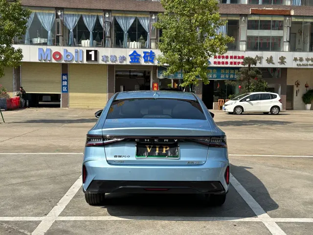 Chery Fulwin A8 — Фото автомобиля 30