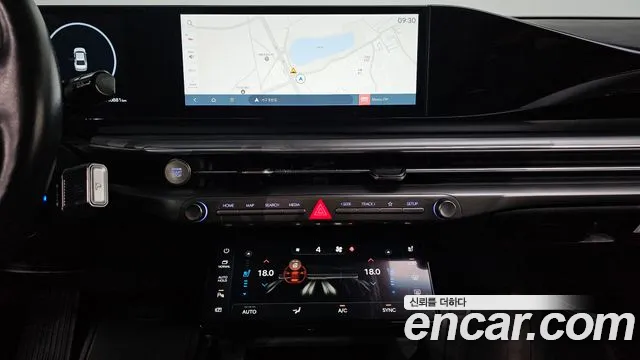 Hyundai Grandeur Grandeur (GN7) 3.5 LPG 2WD (Такси) — Фото автомобиля 12