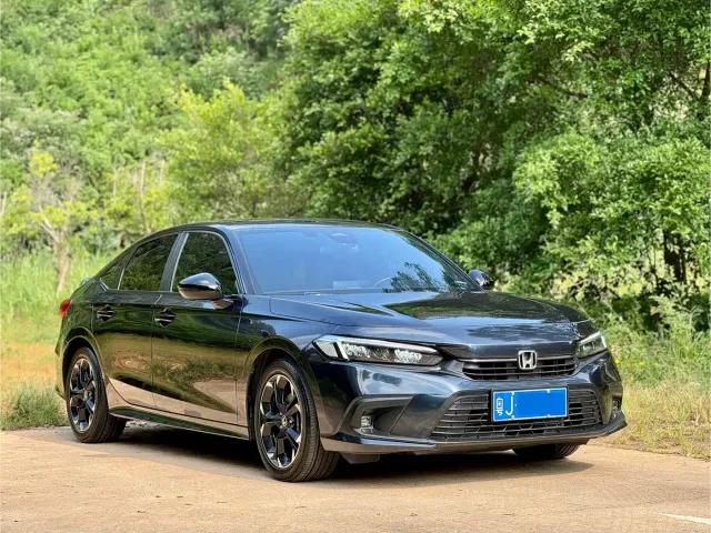 Honda Civic — Фото автомобиля 3