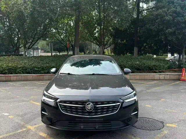 Buick Regal — Фото автомобиля 2