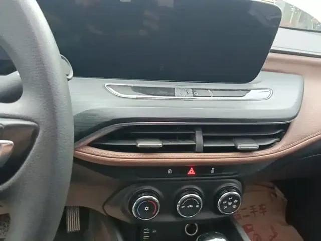 Buick Verano — Фото автомобиля 12