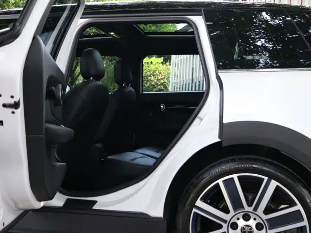 MINI Clubman — Фото автомобиля 21